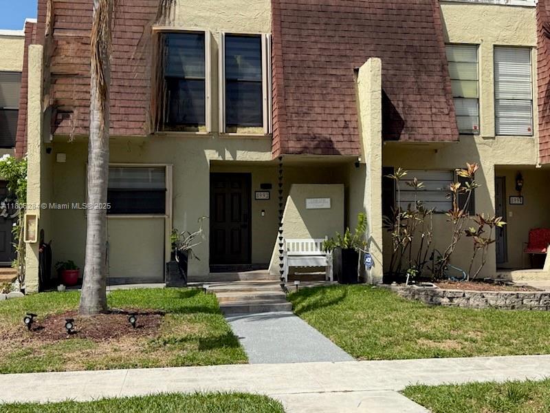 WESTVIEW 1 - фото