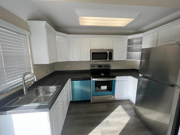 THE HEMINGWAY, A CONDOMIN