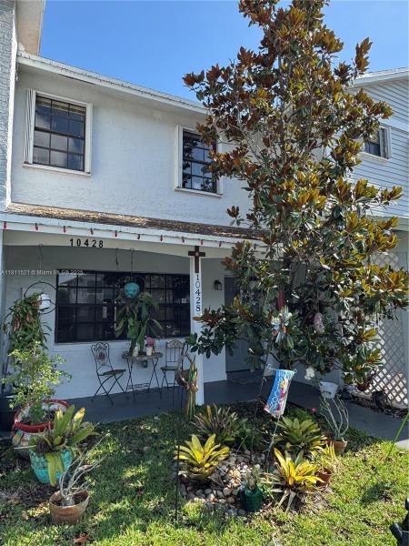 Pembroke Point Section tw