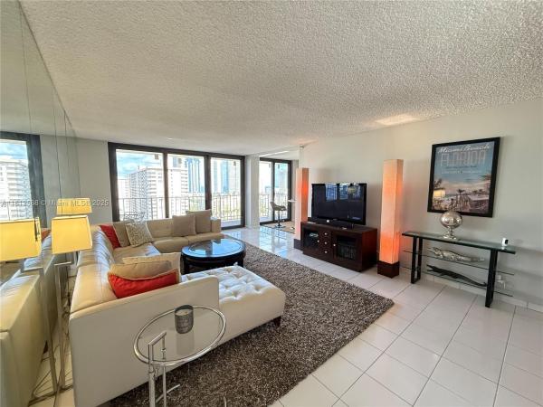 290 174TH ST #2010, SUNNY ISLES BEACH, FL 33160