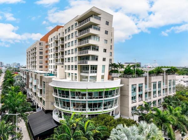 MIDBLOCK MIAMI CONDO