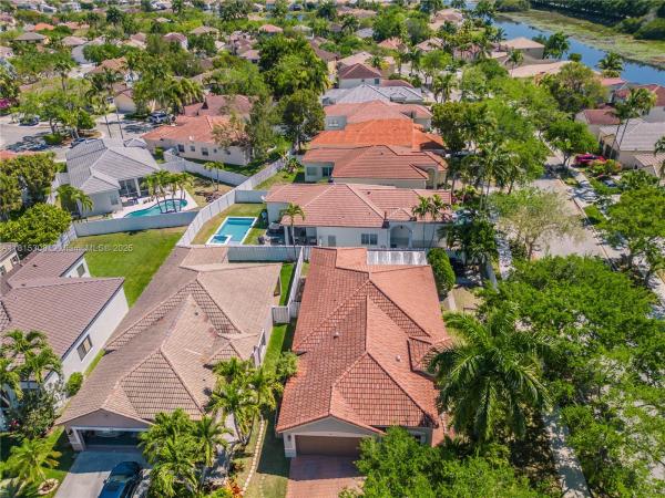 SECTOR 3 - PARCELS H I J