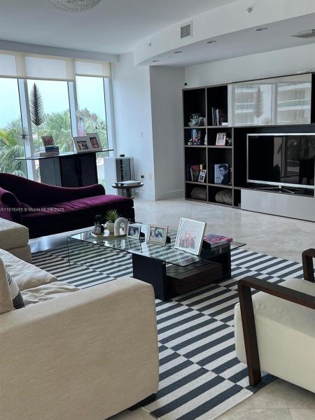 TOWERS OF PORTO VITA-SOUT