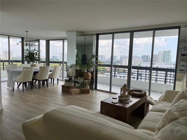 3500 MYSTIC POINTE DR #1804, AVENTURA, FL 33180