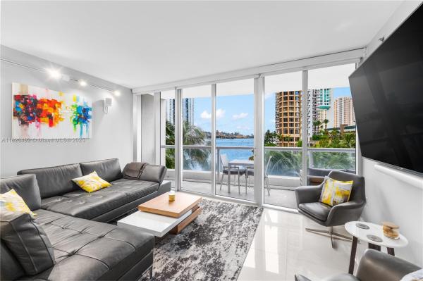 465 BRICKELL AVE #417, MIAMI, FL 33131