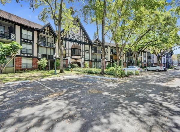 INTERNATIONAL VILLAGE