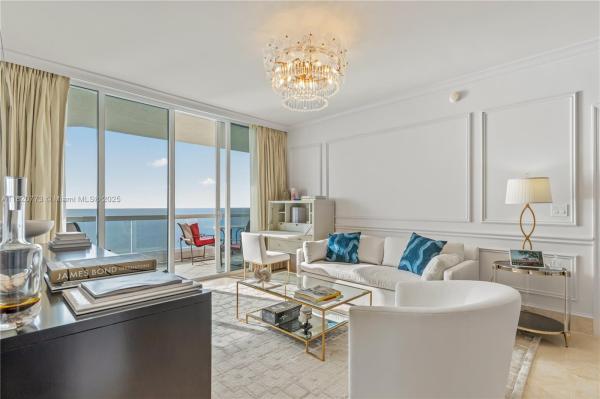 17875 COLLINS AVE #3404, SUNNY ISLES BEACH, FL 33160