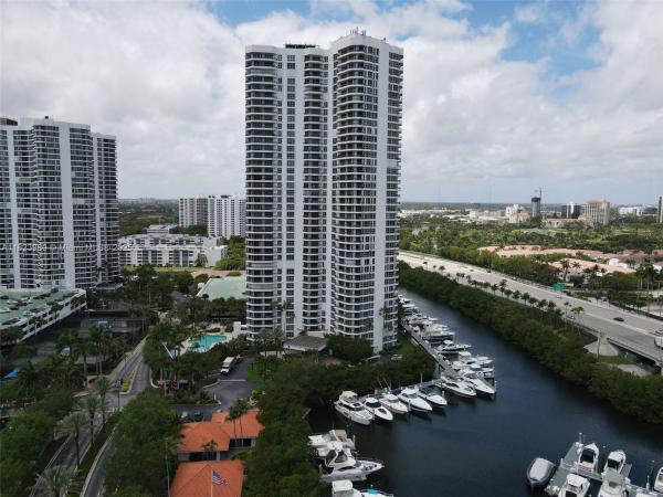 3500 MYSTIC POINTE DR #401, AVENTURA, FL 33180