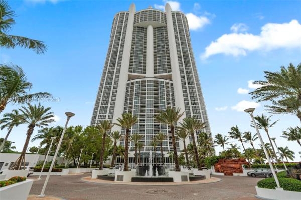 18201 COLLINS AVE #201A, SUNNY ISLES BEACH, FL 33160