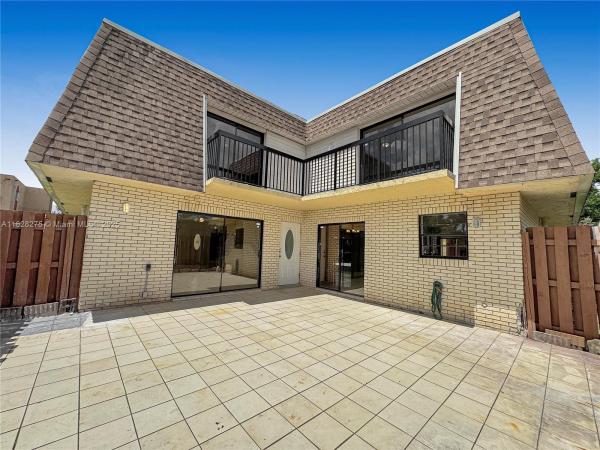 BAY TREE PATIO HOMES COND