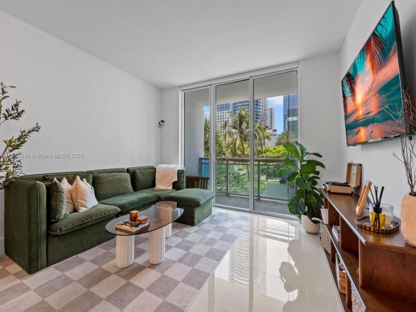 950 BRICKELL BAY DR #1103, MIAMI, FL 33131
