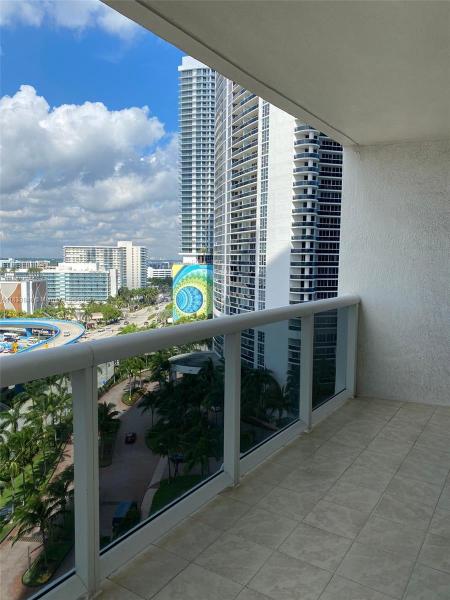 1850 S OCEAN DR #1409, HALLANDALE BEACH, FL 33009