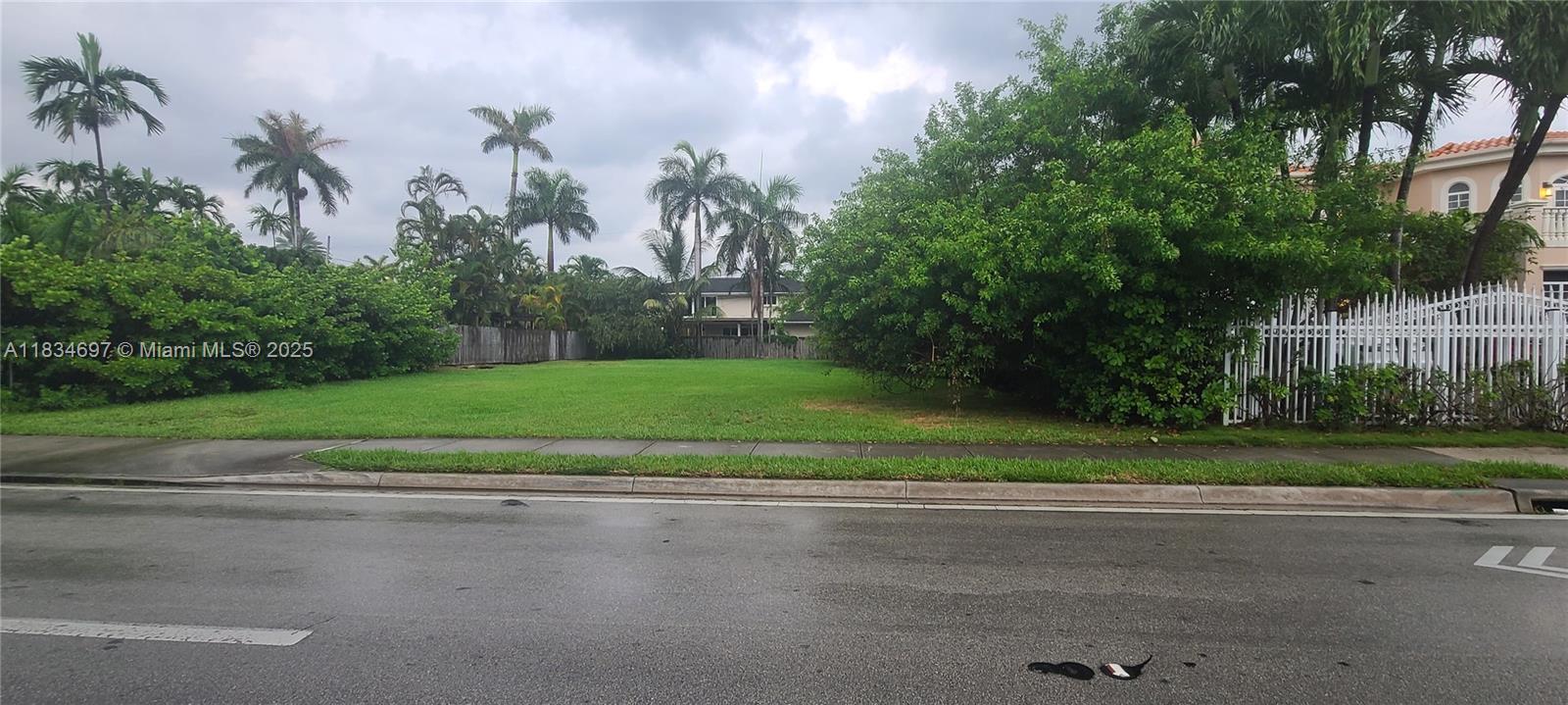 BAY HARBOR ISLAND - фото