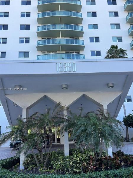 19380 COLLINS AVE #1402, SUNNY ISLES BEACH, FL 33160