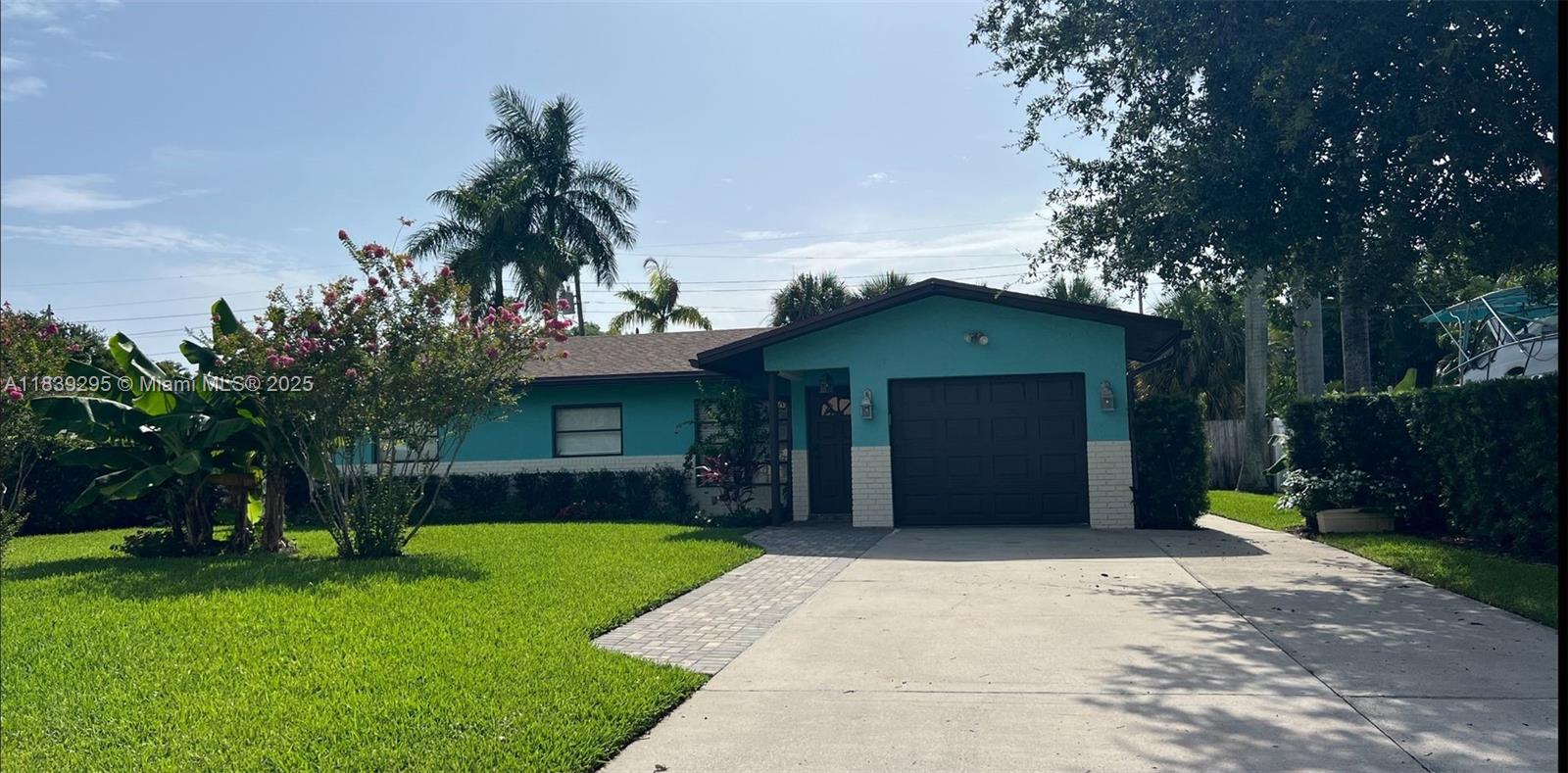 BEULAH HEIGHTS - фото