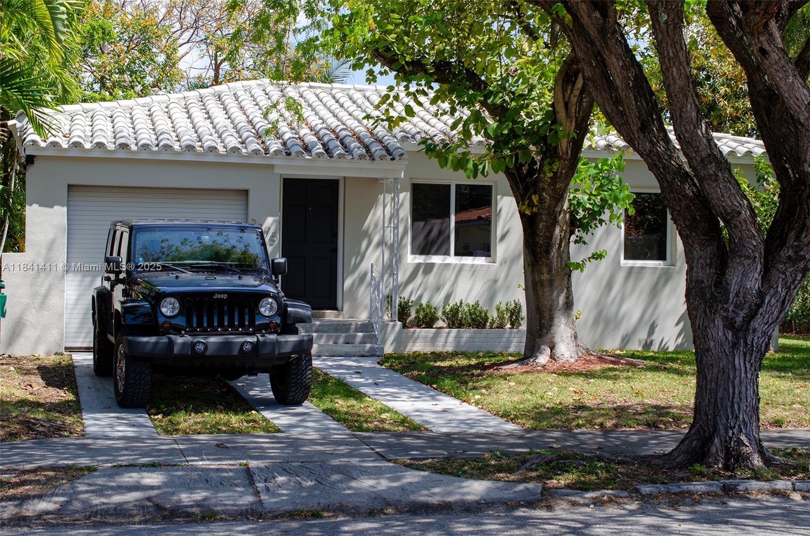 SOUTH VEDADO - фото