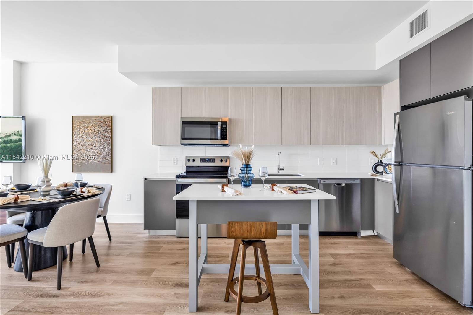 Apartment - фото