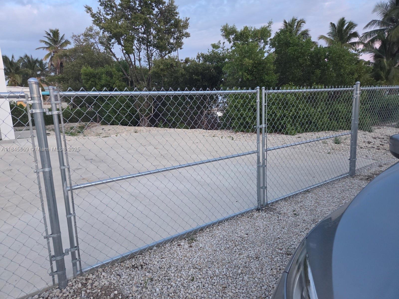 MONROE PARK - фото