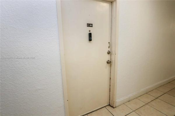 DADELAND PLACE CONDO