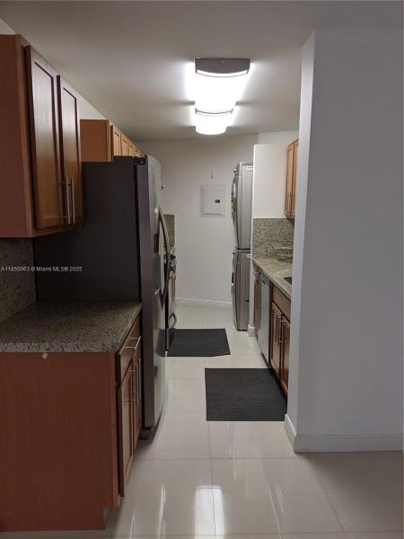 OCTAGON TOWERS I CONDO