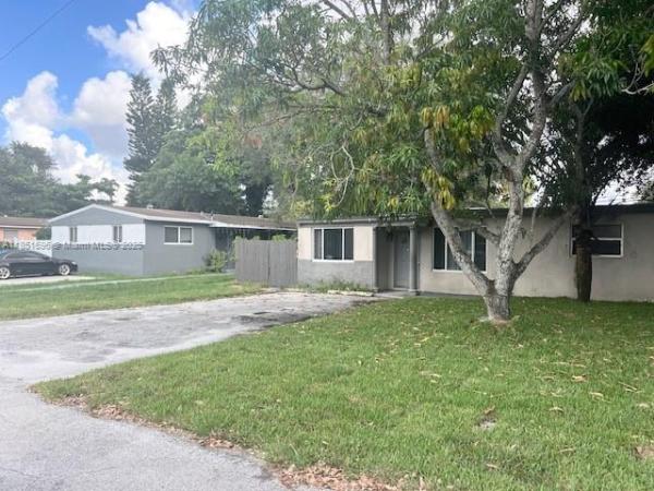 HOLLYWOOD SUBURBS NO 2