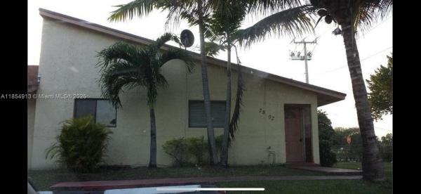 WATERSIDE TOWNHOMES SEC 1