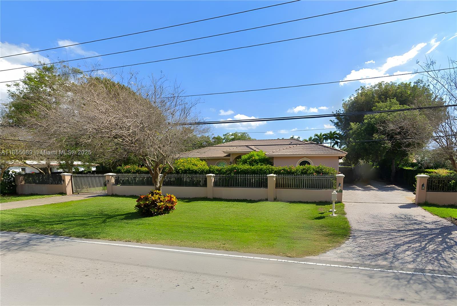 PAMPA ESTATES - фото