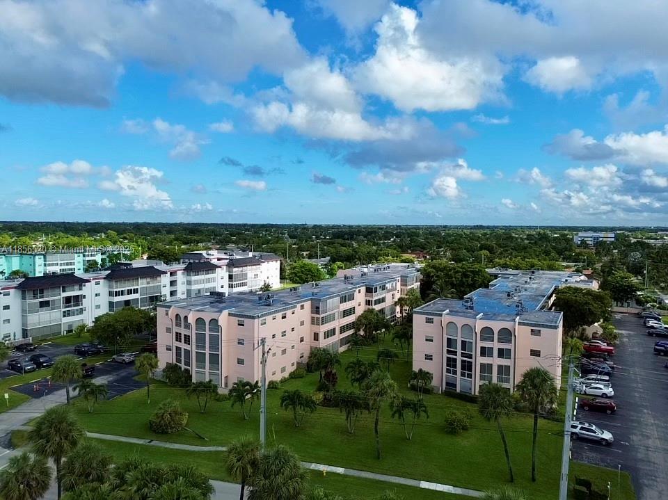 DIAMOND BUILDING - фото