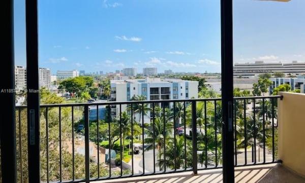 Greenwhich Condominium