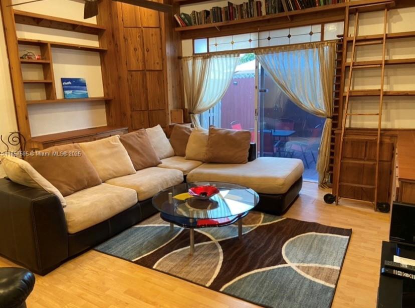 BLOUNT BROS POMPANO BEACH - фото