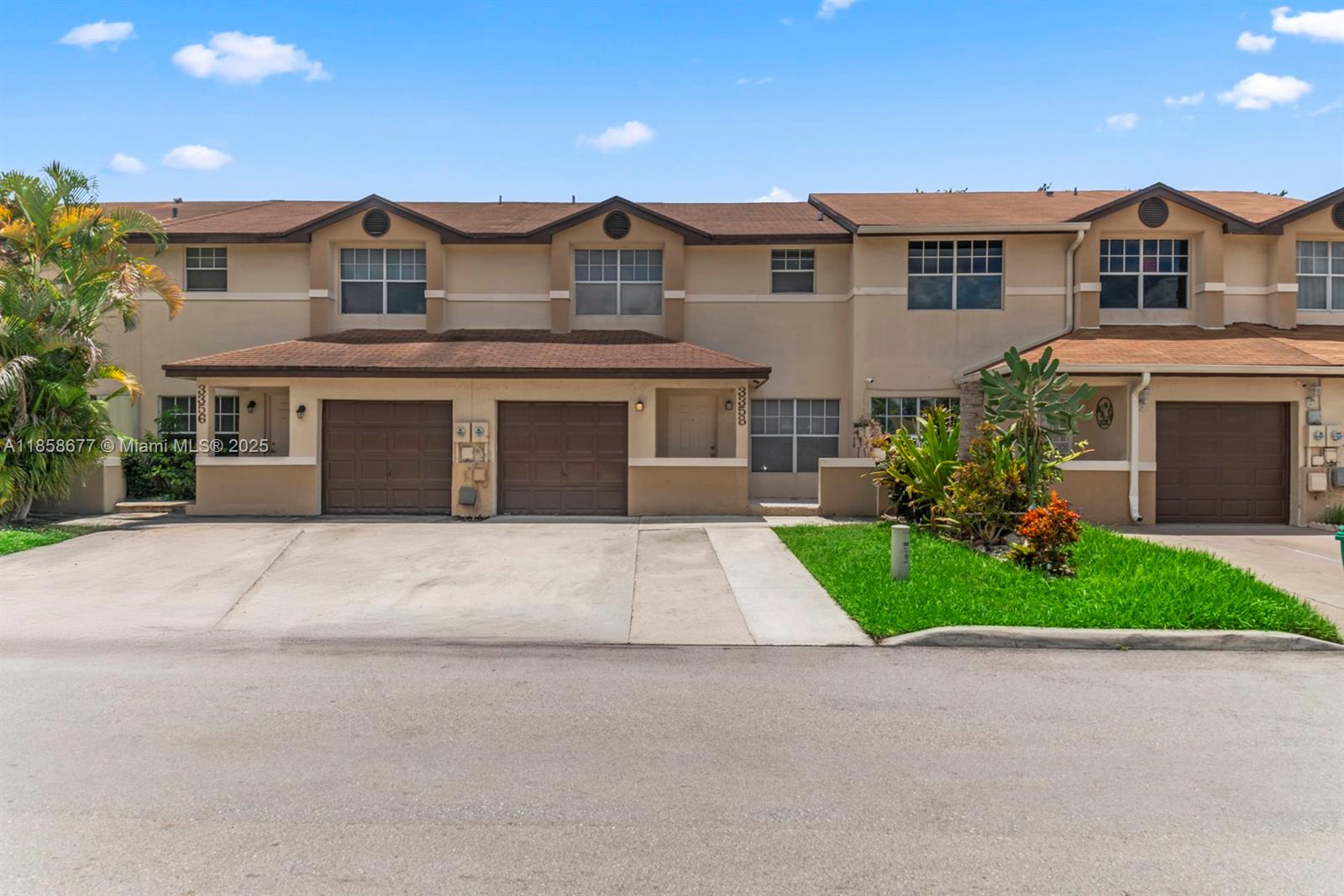 HONEY HILL PARK - фото