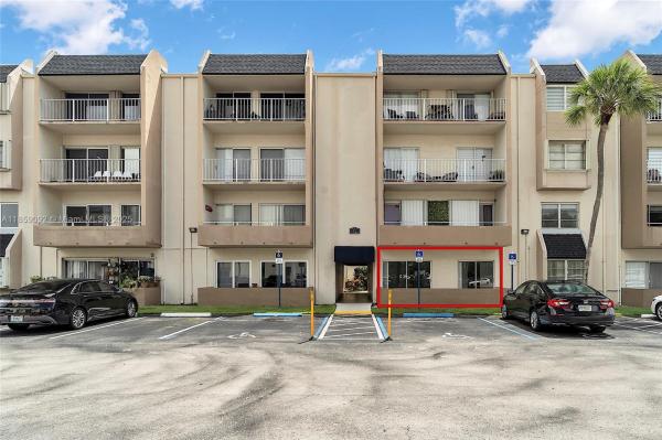 KINGS CREEK SO CONDO