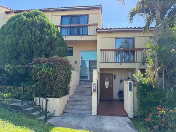 DEL RIO VILLAGE NORTH