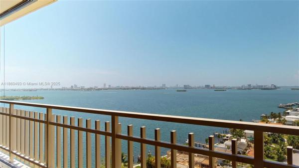 JOCKEY CLUB III CONDO