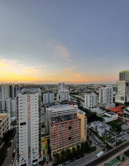 NINE AT MARY BRICKELL VIL