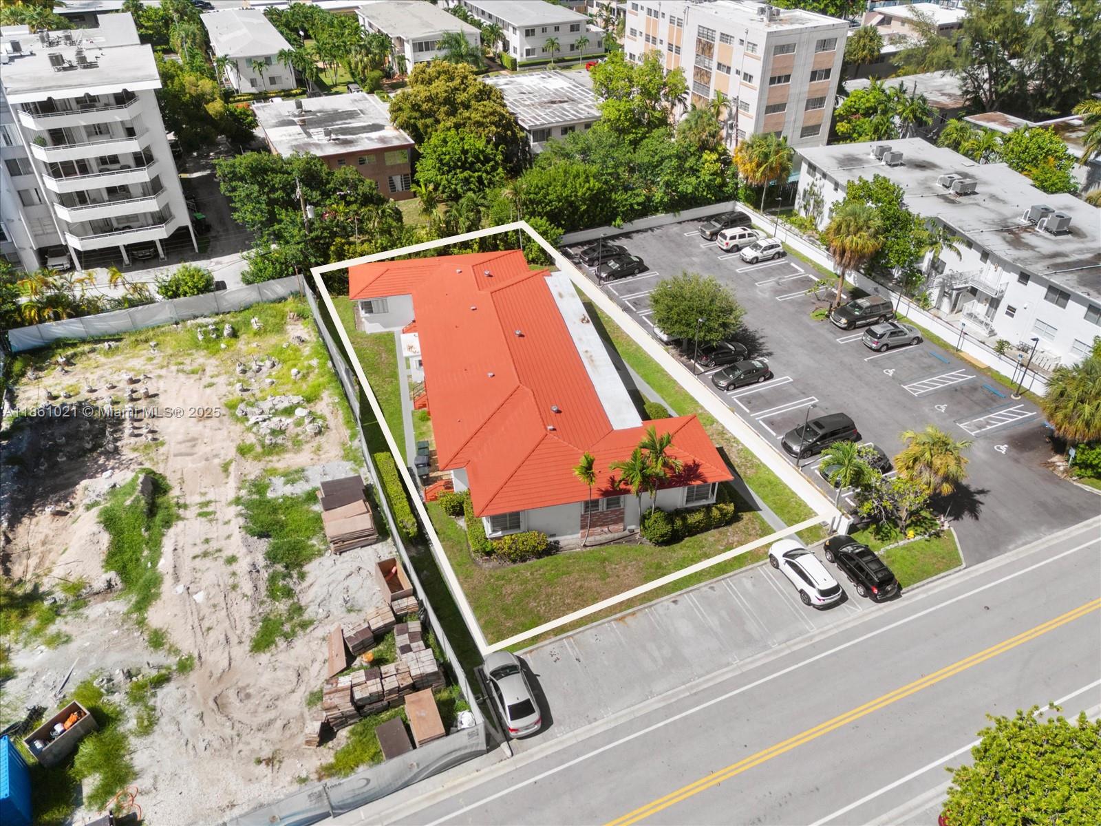 BAY HARBOR ISLAND - фото