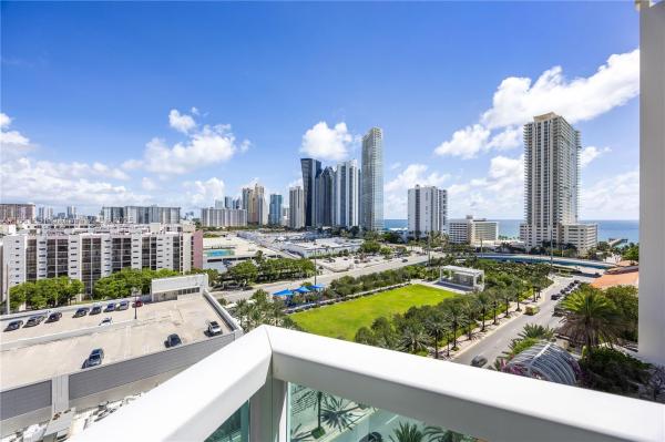 250 SUNNY ISLES BLVD #3-1202, SUNNY ISLES BEACH, FL 33160