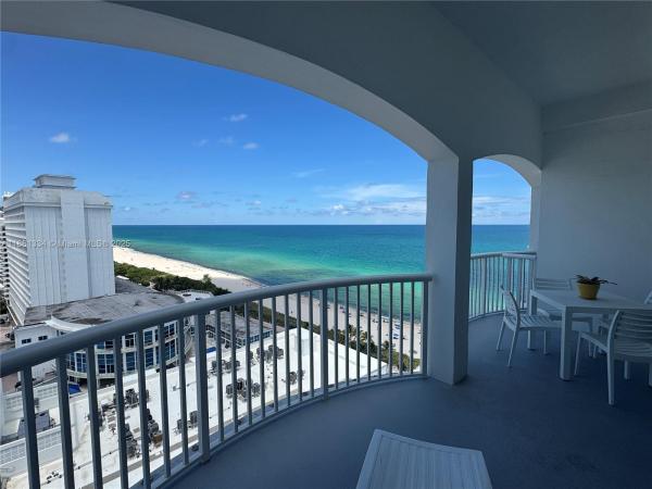 THE CARRIAGE HOUSE CONDO