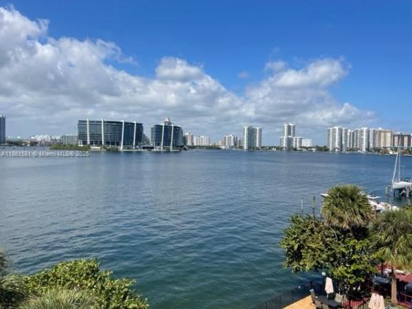 BAY HOUSE TOWER CONDO