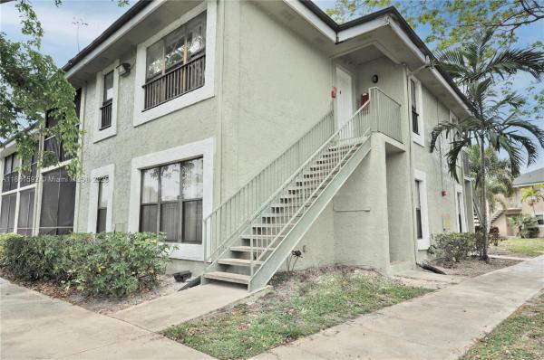 PRESERVE AT AVERY LAKES