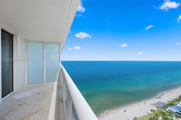 1830 S OCEAN DR #3706, HALLANDALE BEACH, FL 33009