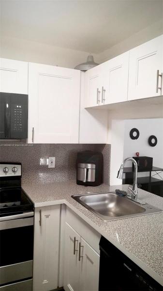 HERON AT THE HAMMOCKS TWO