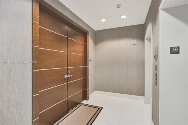 18201 COLLINS AVE #3804, SUNNY ISLES BEACH, FL 33160