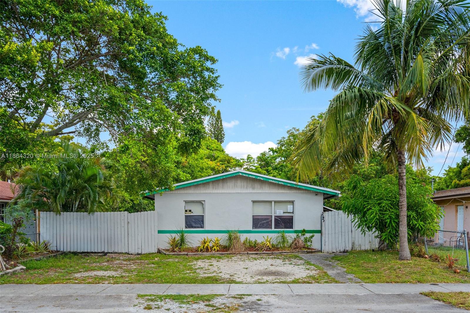 NORTH WEST LAUDERDALE - фото