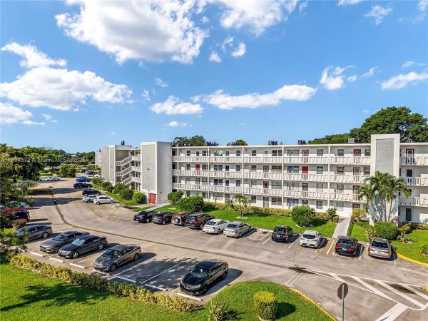 CENTURY VILLAGE EAST