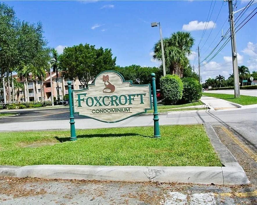 FOXCROFT APTS INC CONDO - фото