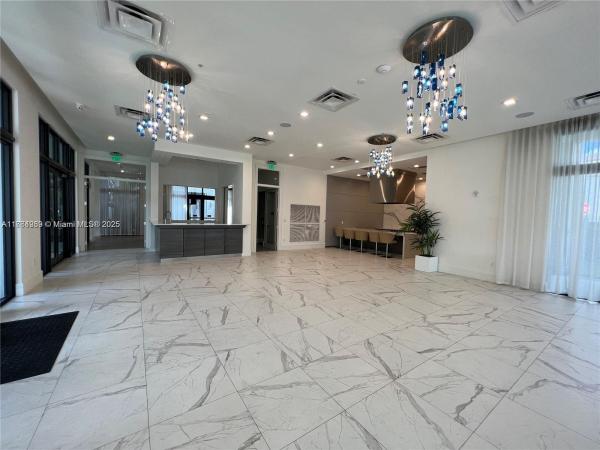 DOWNTOWN DORAL SOUTH PHAS