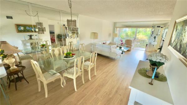 LAS VISTAS IN INVERRARY