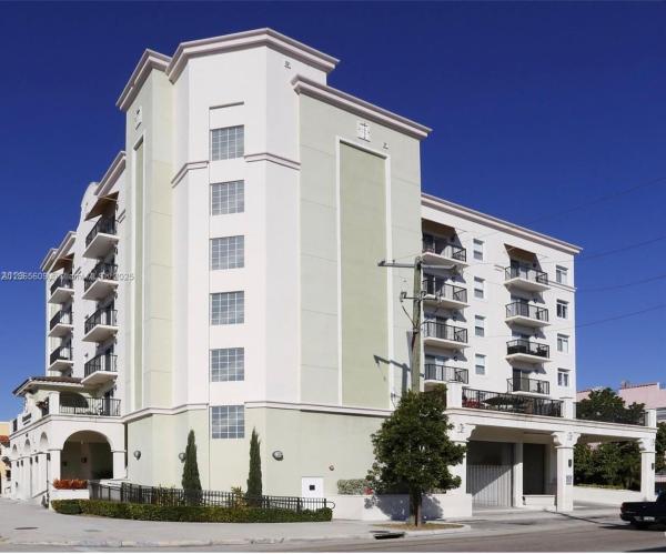 LAWRENCE ESTATE LAND CO