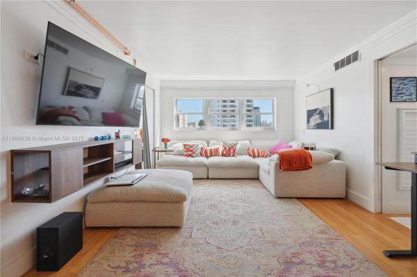 OCTAGON TOWERS I CONDO